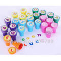 Цвет пластиковой ручкой игрушка красочного резиновый штамп для детей